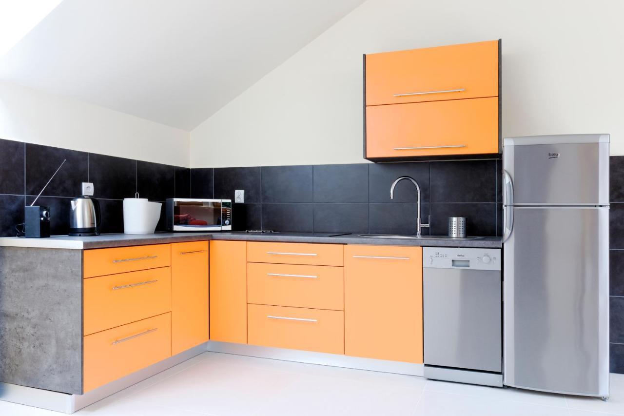 Modern Apartment In Jawiszowice Ngoại thất bức ảnh